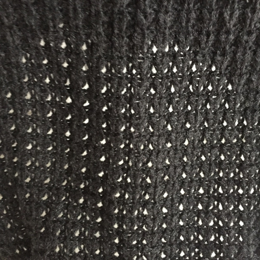 Forever 21 Sweater - Picture 4 of 4